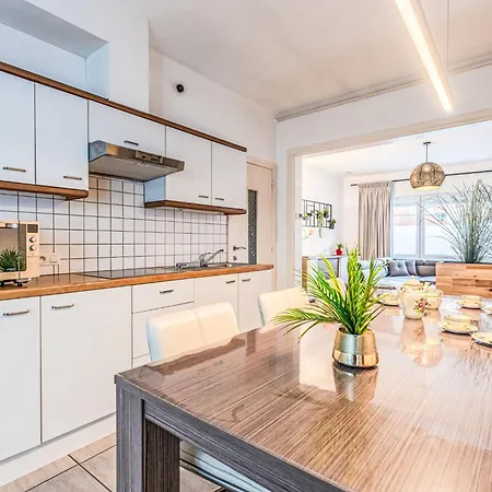 شقة Cozy Casa With Terrace By Interhome *
