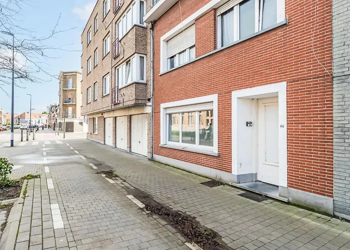 Cozy Casa With Terrace By Interhome *